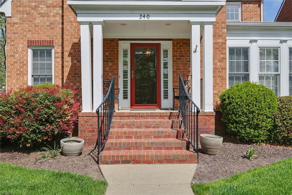 Photo of 240 William Faulkner N, Newport News, VA 23606 (MLS # 10629043)