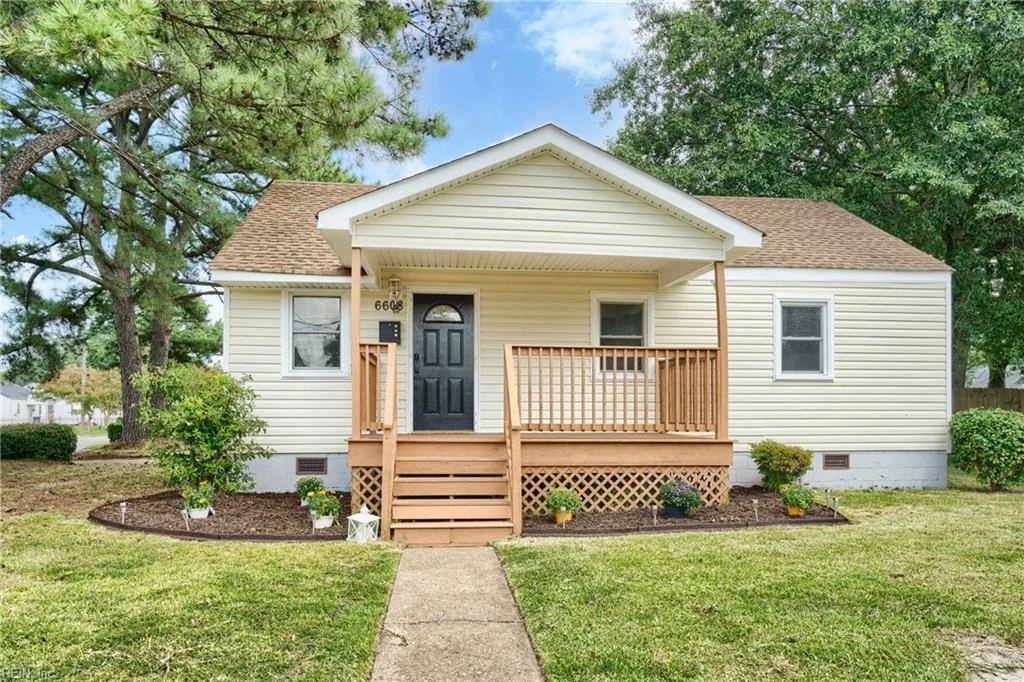 6608 Glenoak Drive, Norfolk, VA, 23513