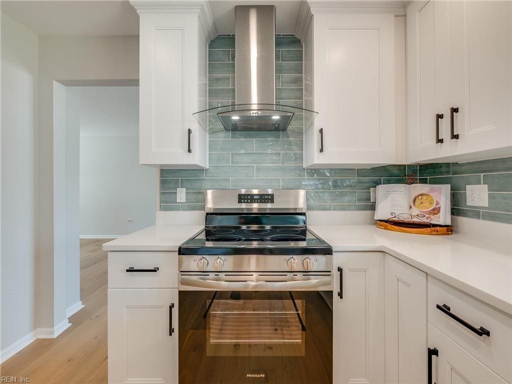Photo of 4 Fulcher Court, Hampton, VA 23669 (MLS # 10636075)