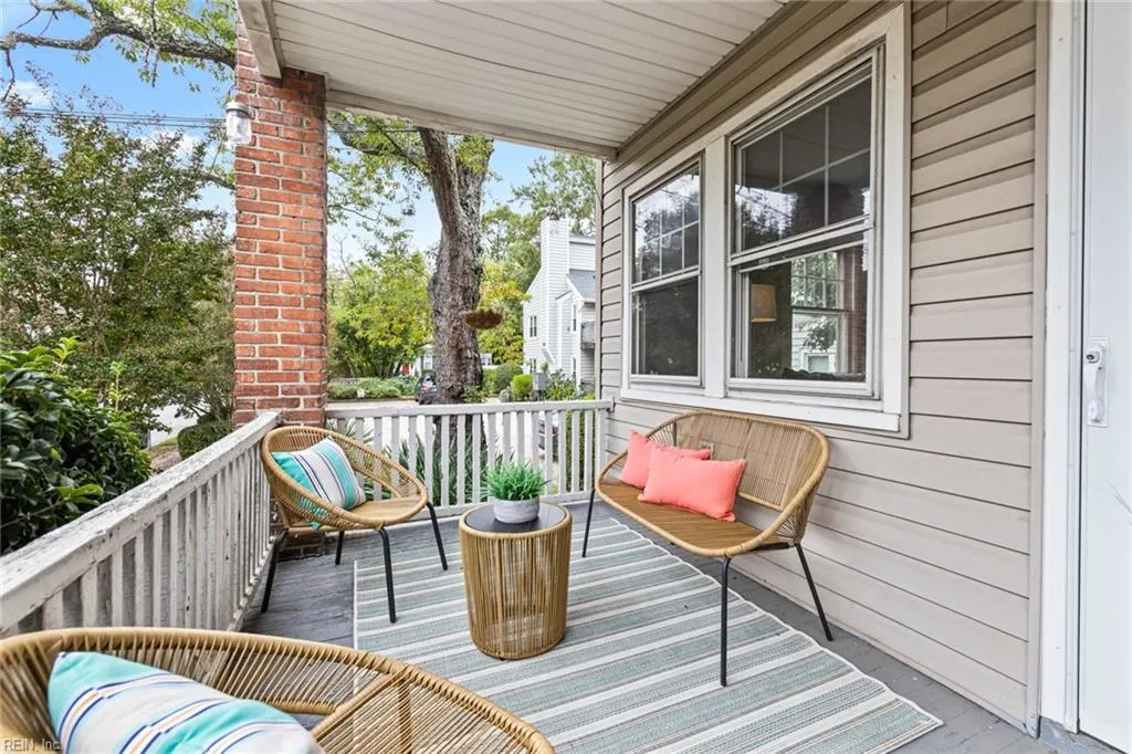 Norfolk, Virginia 23517, United States, 2 Bedrooms Bedrooms, ,1 BathroomBathrooms,Residential,Active,219791