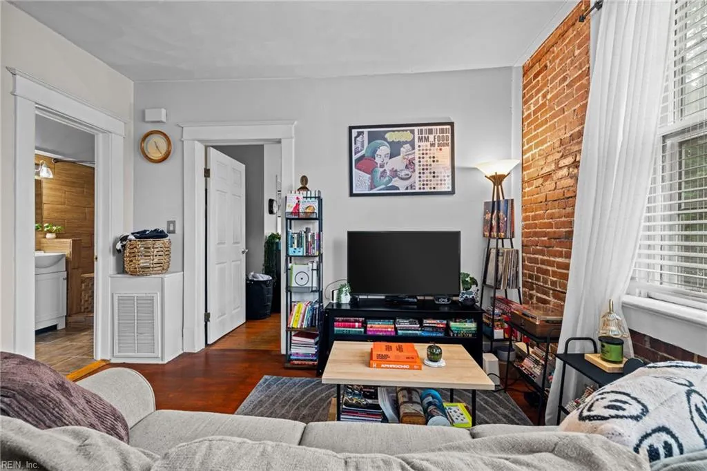 Norfolk, Virginia 23507, United States, 1 Bedroom Bedrooms, ,1 BathroomBathrooms,Residential,Active,135692