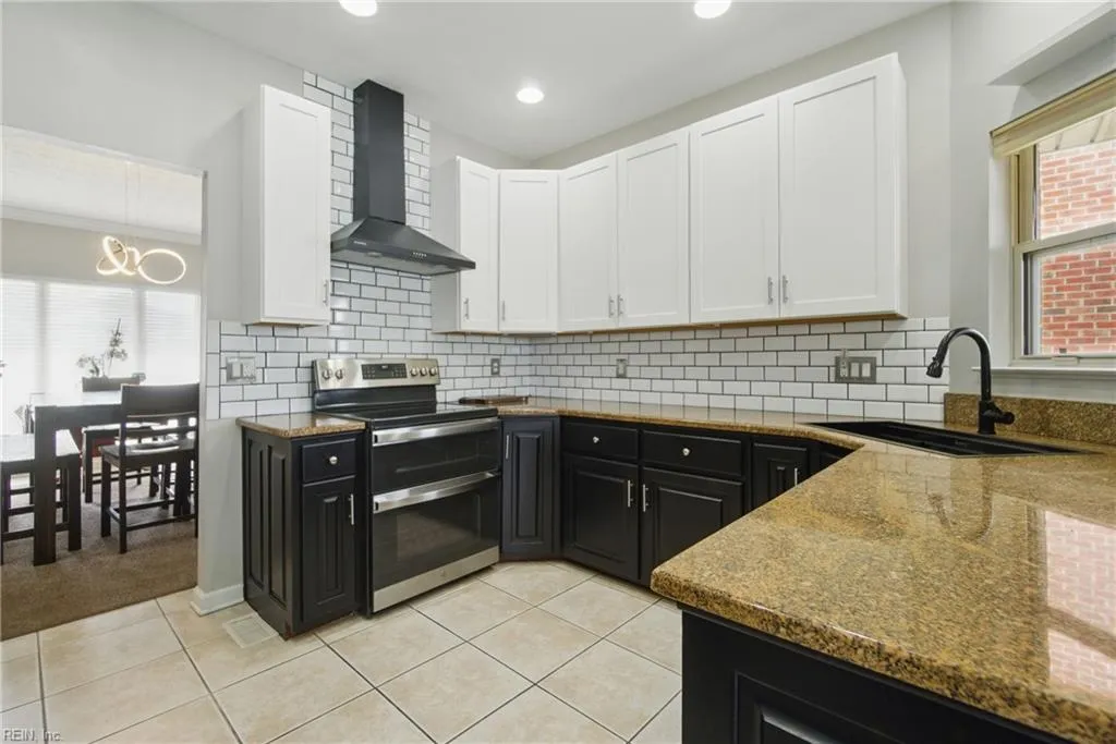 Hampton, Virginia 23669, United States, 3 Bedrooms Bedrooms, ,3 BathroomsBathrooms,Residential,Active,121682