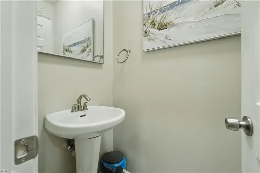 Hampton, Virginia 23669, United States, 3 Bedrooms Bedrooms, ,3 BathroomsBathrooms,Residential,Active,121682