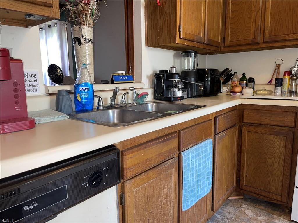 Photo of 901 Pendergrass Court, Virginia Beach, VA 23454 (MLS # 10650944)