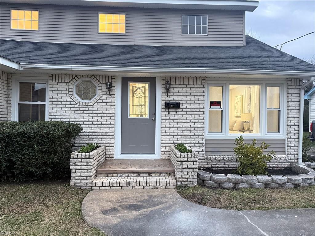 Photo of 2711 Magnolia Street, Portsmouth, VA 23704 (MLS # 10617427)