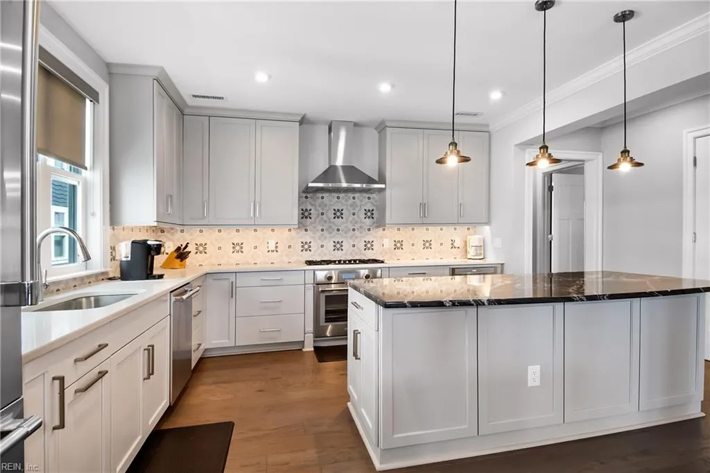 Virginia Beach, Virginia 23451, United States, 3 Bedrooms Bedrooms, ,3 BathroomsBathrooms,Residential,Active,163285