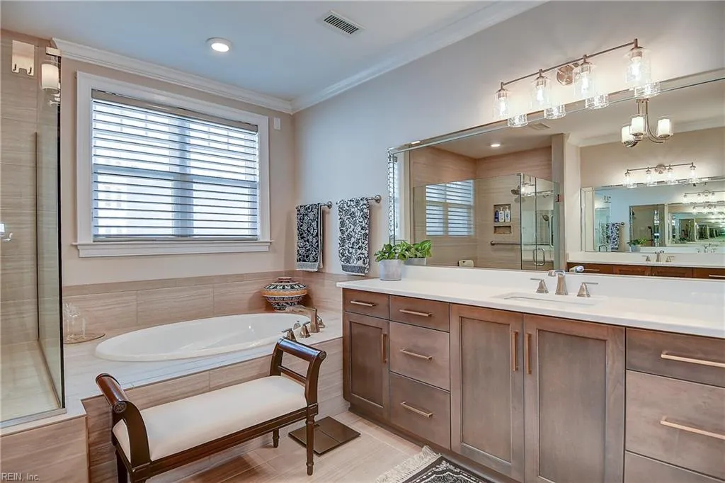 Virginia Beach, Virginia 23451, United States, 3 Bedrooms Bedrooms, ,3 BathroomsBathrooms,Residential,Active,163285