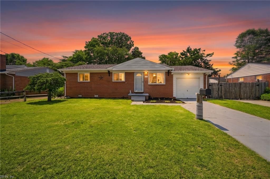 Photo of 8125 Ferncliff Road, Norfolk, VA 23518 (MLS # 10642677)