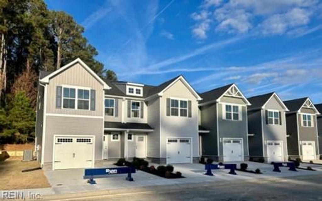 Photo of 147 Summit View Lane, Franklin, VA 23851 (MLS # 10632943)