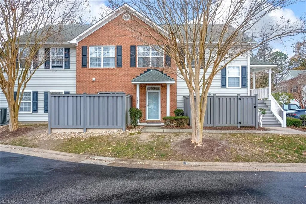 Virginia Beach, Virginia 23456, United States, 3 Bedrooms Bedrooms, ,2 BathroomsBathrooms,Residential,Pending,27425