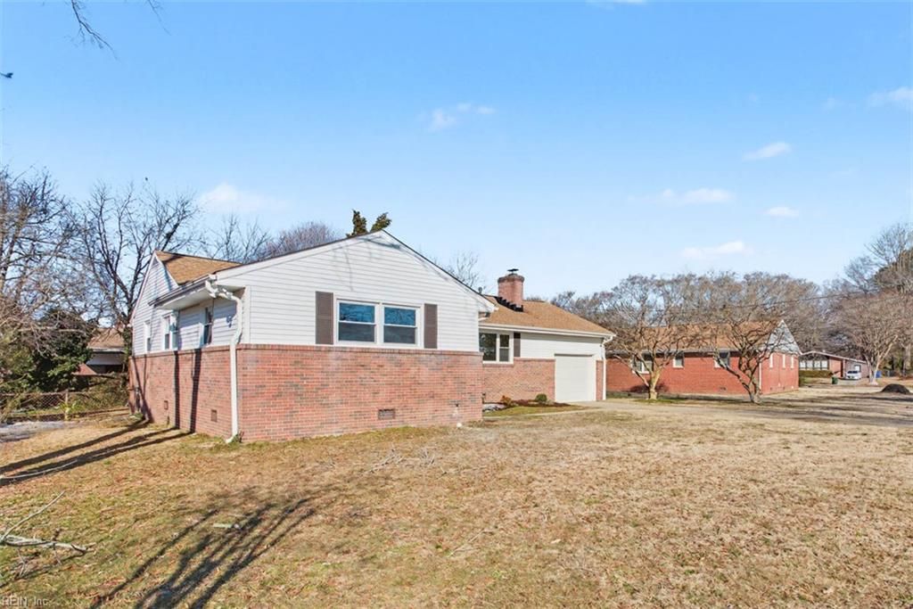 Photo of 6 Barron Drive, Newport News, VA 23608 (MLS # 10618457)