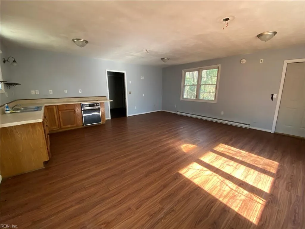 Hayes, Virginia 23072, United States, 2 Bedrooms Bedrooms, ,1 BathroomBathrooms,Residential,Pending,79088