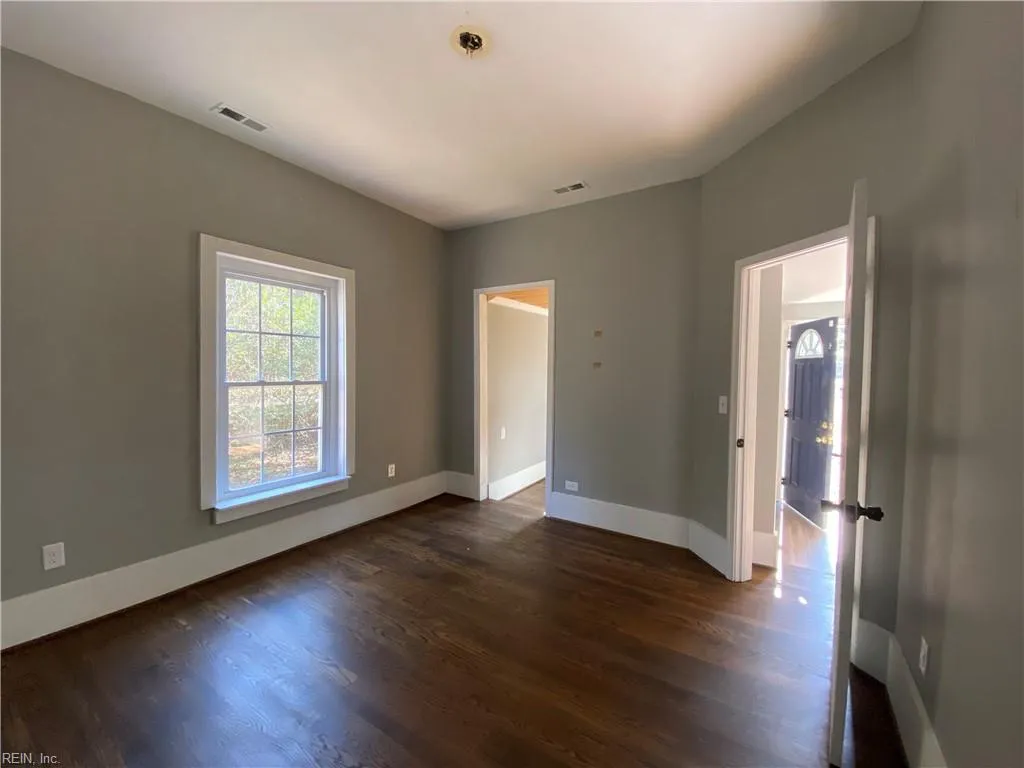 Hayes, Virginia 23072, United States, 2 Bedrooms Bedrooms, ,1 BathroomBathrooms,Residential,Pending,79088