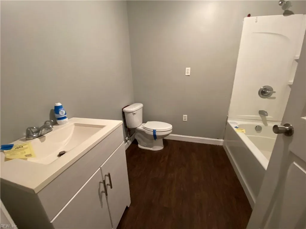 Hayes, Virginia 23072, United States, 2 Bedrooms Bedrooms, ,1 BathroomBathrooms,Residential,Pending,79088