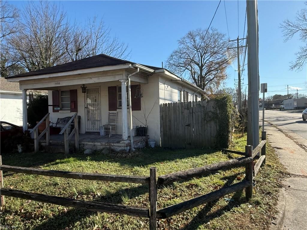 Photo of 1053 Hannah Street Street, Norfolk, VA 23505 (MLS # 10613967)