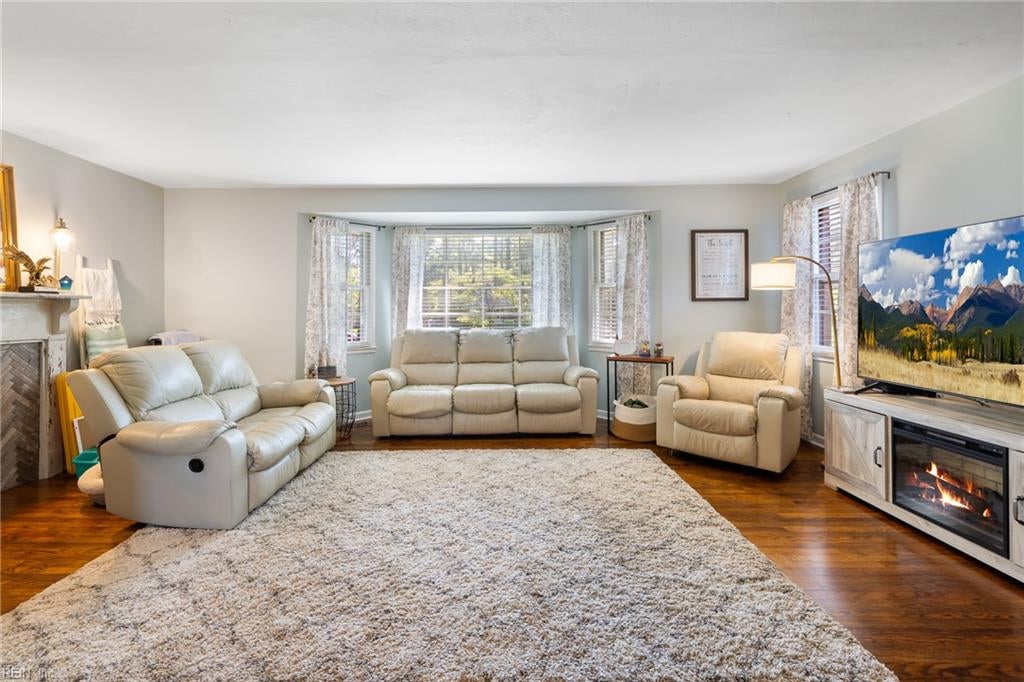 Photo of 312 Thelmar Lane, Portsmouth, VA 23701 (MLS # 10653167)