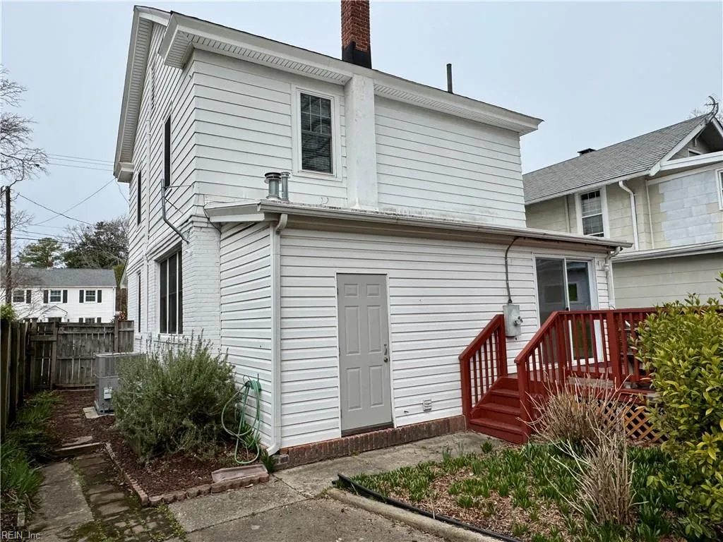 Norfolk, Virginia 23507, United States, 3 Bedrooms Bedrooms, ,2 BathroomsBathrooms,Residential,Active,85104