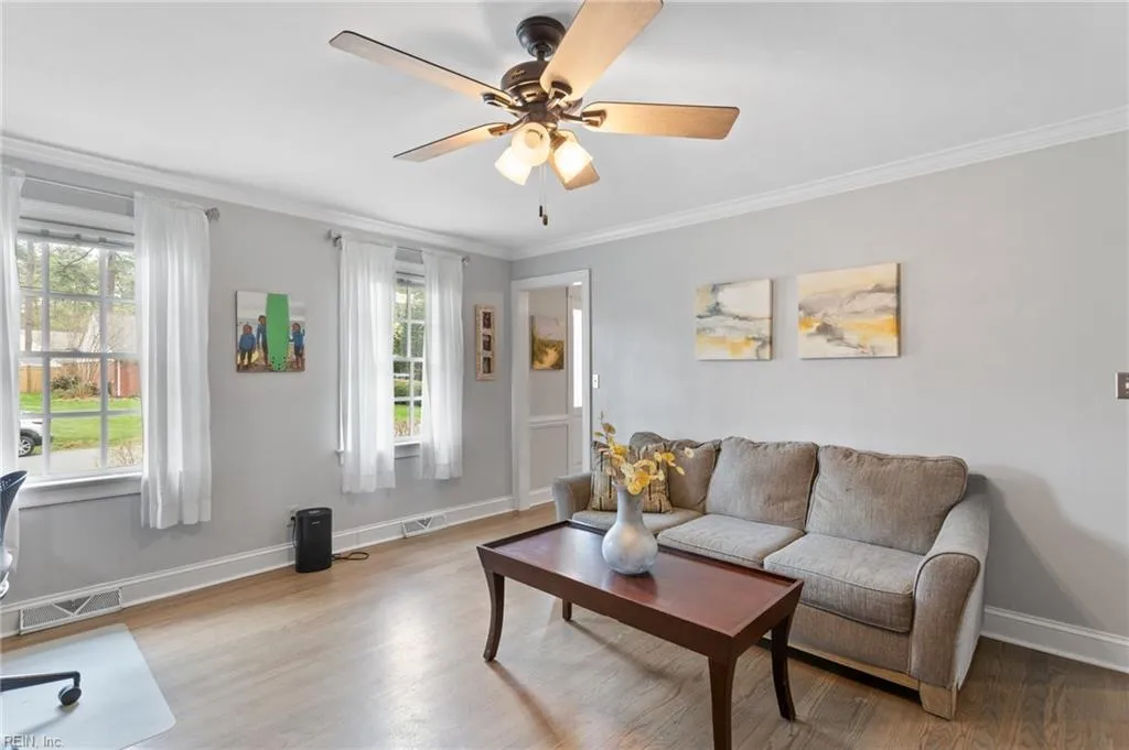 Virginia Beach, Virginia 23452, United States, 5 Bedrooms Bedrooms, ,3 BathroomsBathrooms,Residential,Active,111918