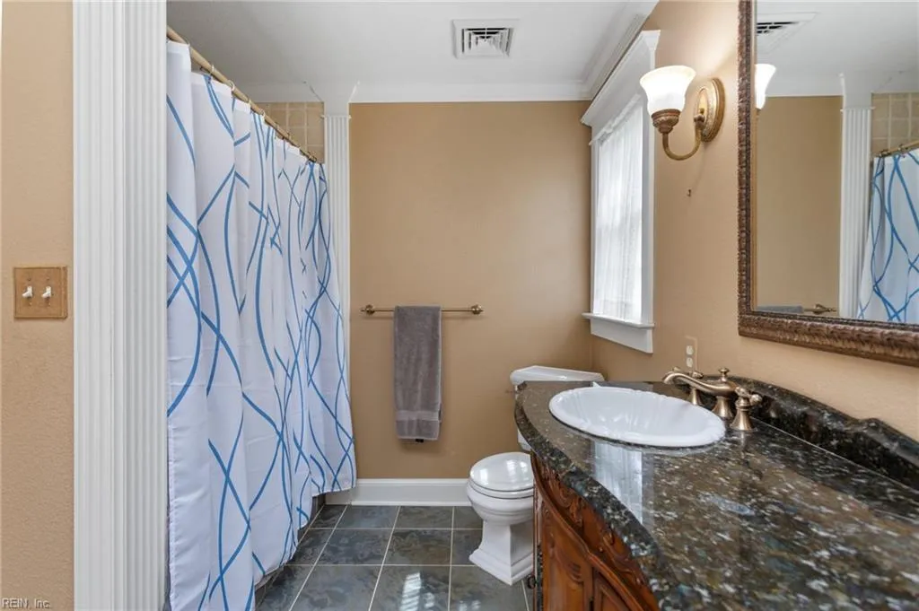 Virginia Beach, Virginia 23452, United States, 5 Bedrooms Bedrooms, ,3 BathroomsBathrooms,Residential,Active,111918