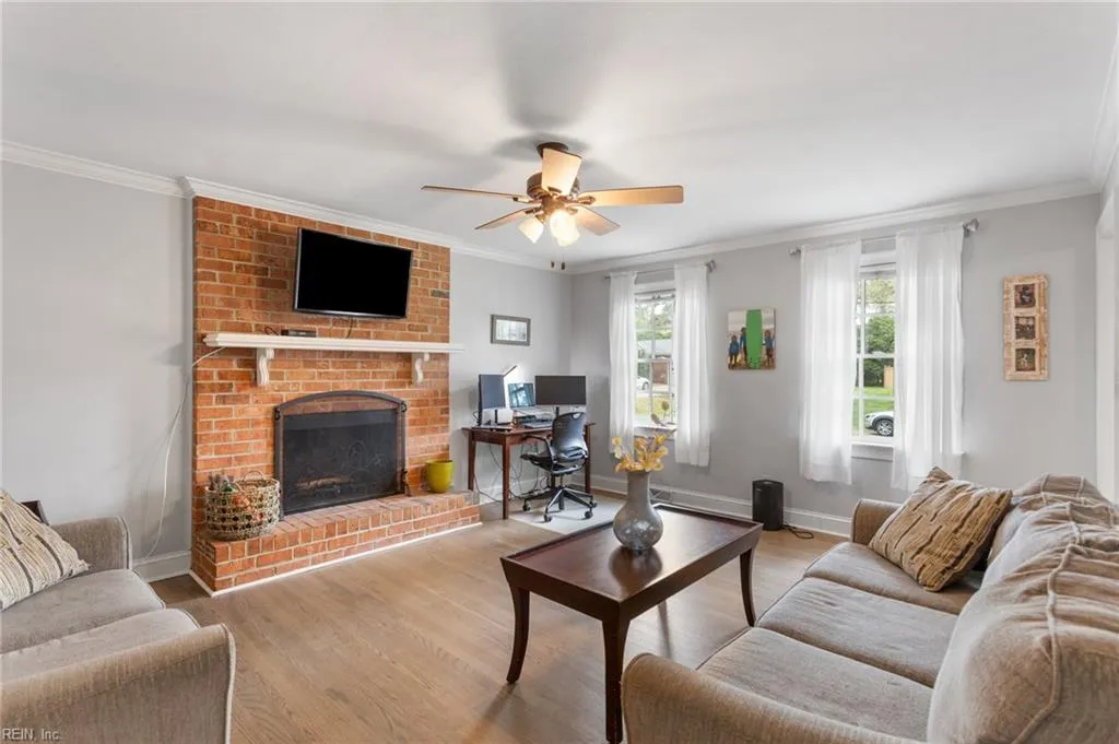 Virginia Beach, Virginia 23452, United States, 5 Bedrooms Bedrooms, ,3 BathroomsBathrooms,Residential,Active,111918