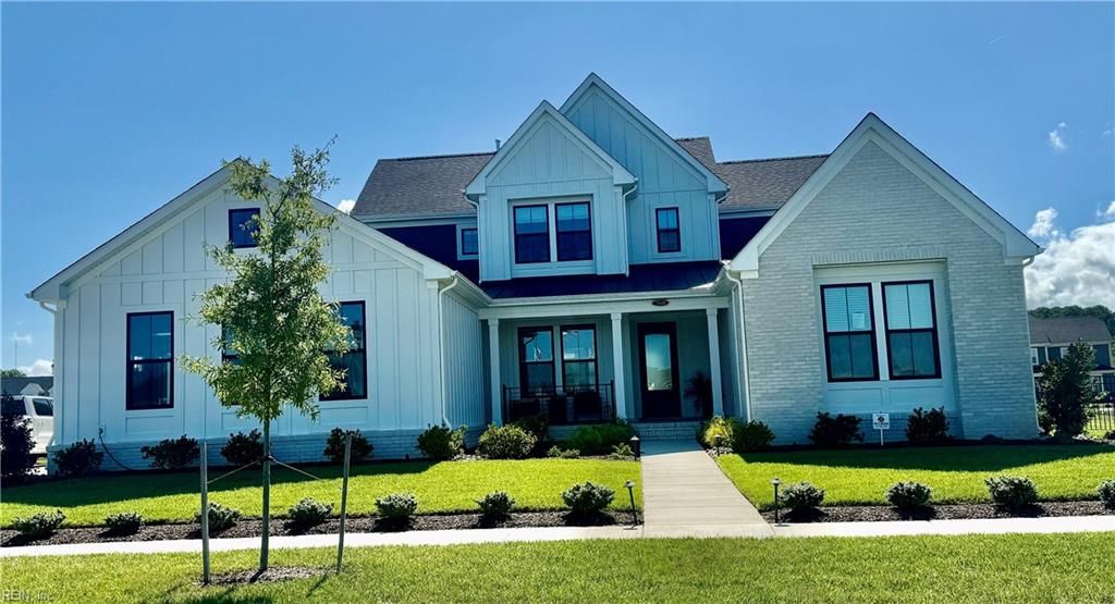 Photo of 2893 WESTON Loop, Virginia Beach, VA 23456 (MLS # 10570050)