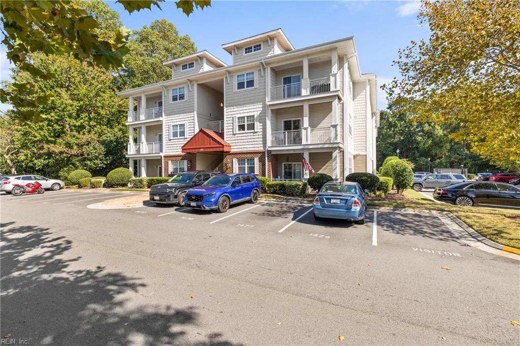 Photo of 932 Southmoor Drive #103, Virginia Beach, VA 23455 (MLS # 10658147)