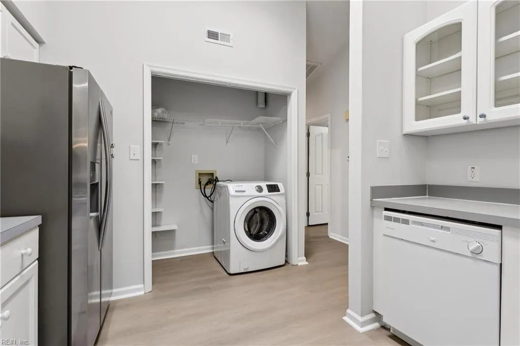 Newport News, Virginia 23608, United States, 3 Bedrooms Bedrooms, ,2 BathroomsBathrooms,Residential,Active,206180