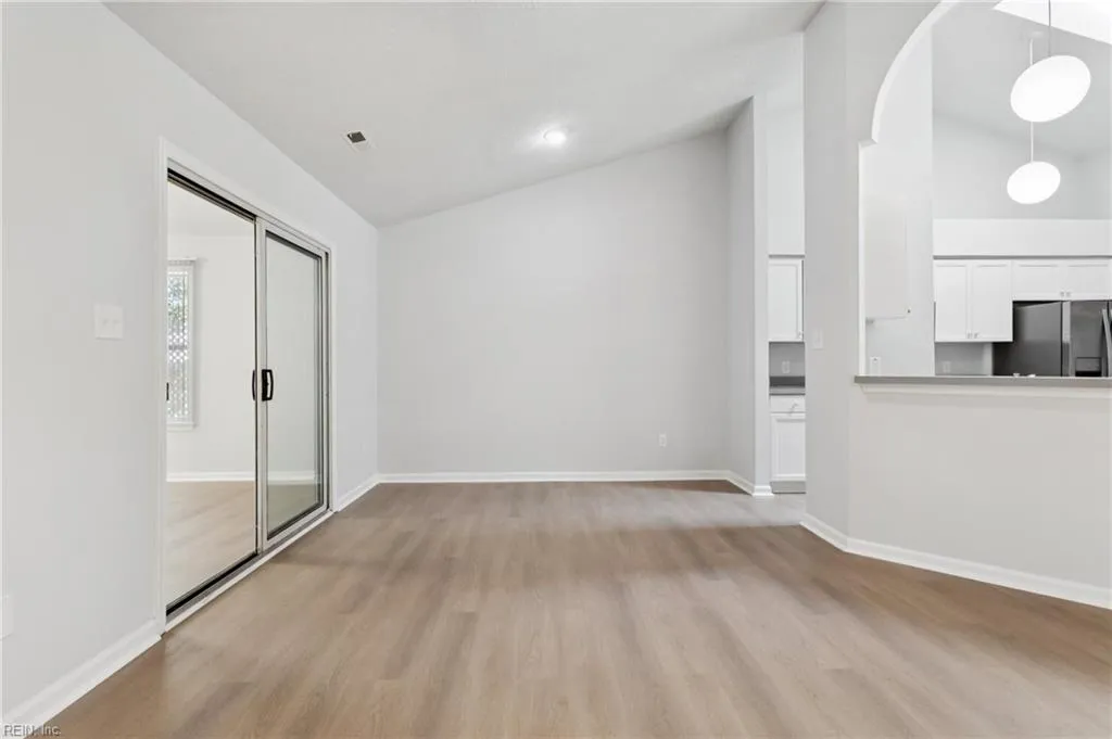 Newport News, Virginia 23608, United States, 3 Bedrooms Bedrooms, ,2 BathroomsBathrooms,Residential,Active,206180