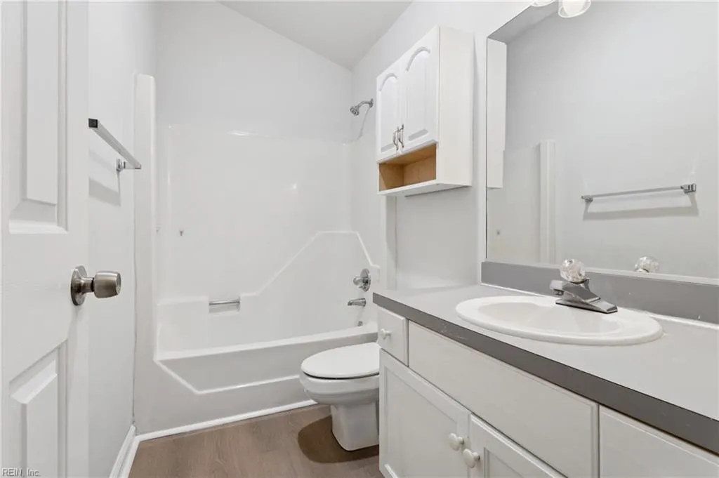 Newport News, Virginia 23608, United States, 3 Bedrooms Bedrooms, ,2 BathroomsBathrooms,Residential,Active,206180