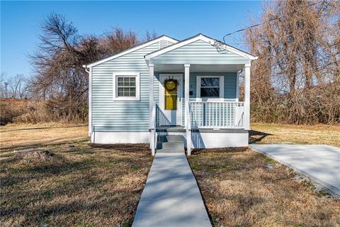 Photo of 553 45th Street, Newport News, VA 23607 (MLS # 10616014)