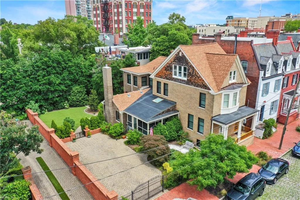 Norfolk, Virginia 23510, United States, 3 Bedrooms Bedrooms, ,4 BathroomsBathrooms,Residential,Active,183198