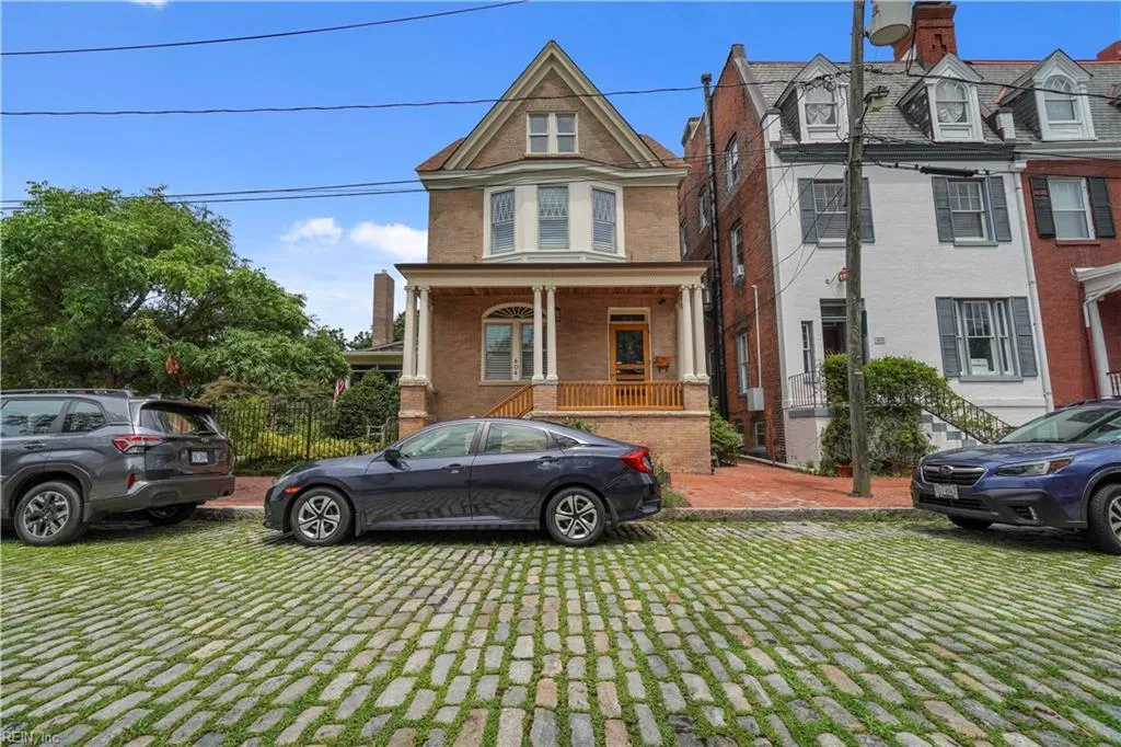 Norfolk, Virginia 23510, United States, 3 Bedrooms Bedrooms, ,4 BathroomsBathrooms,Residential,Active,183198