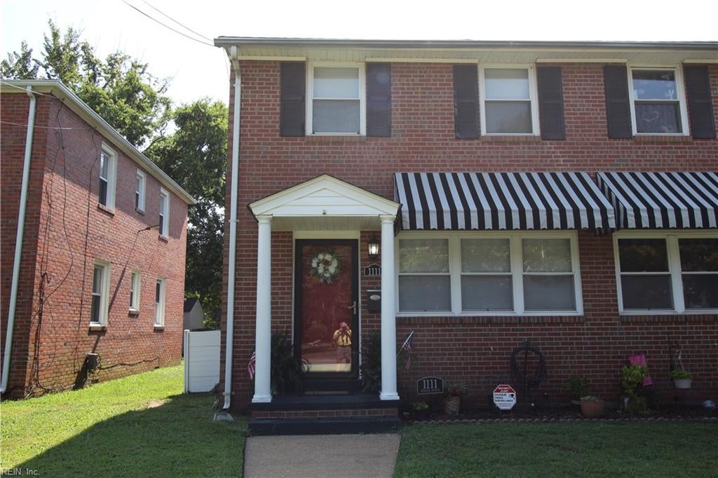 Photo of 1111 Redgate Avenue, Norfolk, VA 23507 (MLS # 10652274)