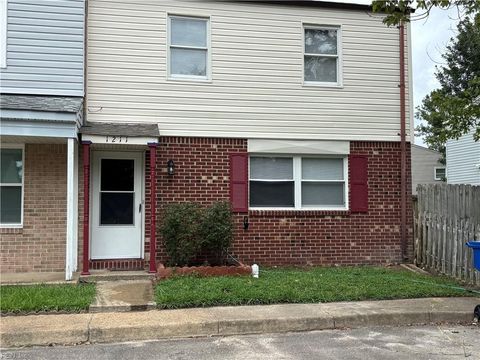 1211 Warwick Dr Virginia Beach VA 23453