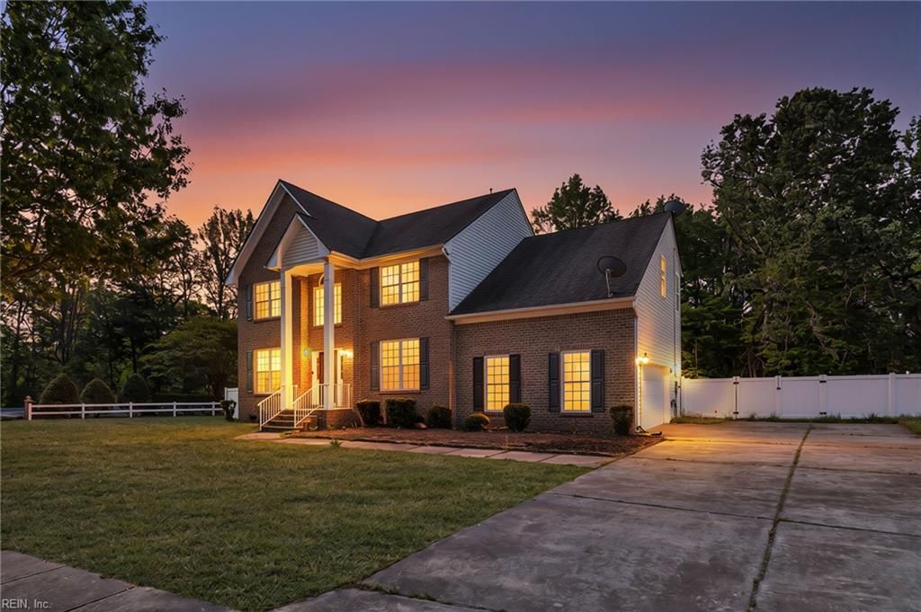 Photo of 101 Woodhaven Dr Drive, Suffolk, VA 23435 (MLS # 10630449)