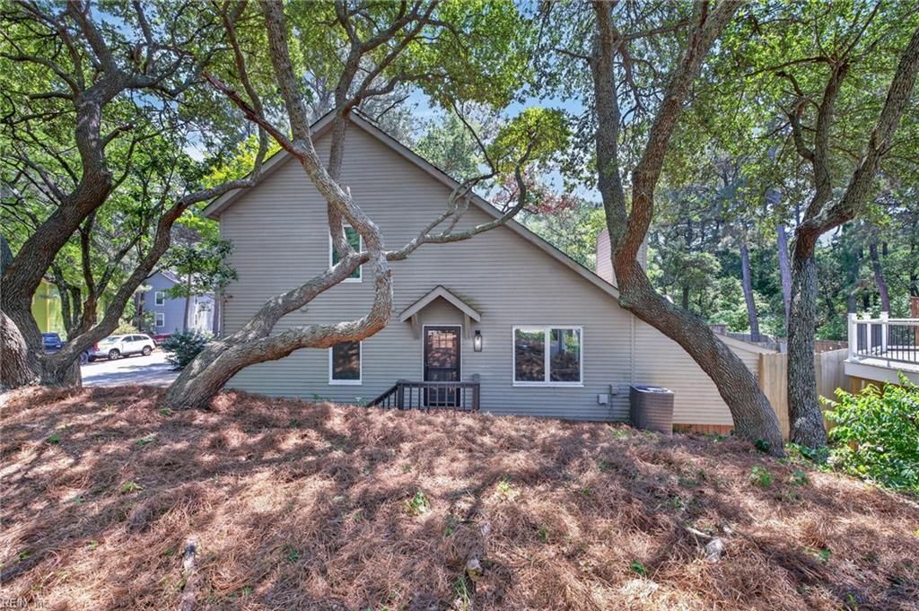 Photo of 2101 Woodlawn Avenue, Virginia Beach, VA 23455 (MLS # 10635828)