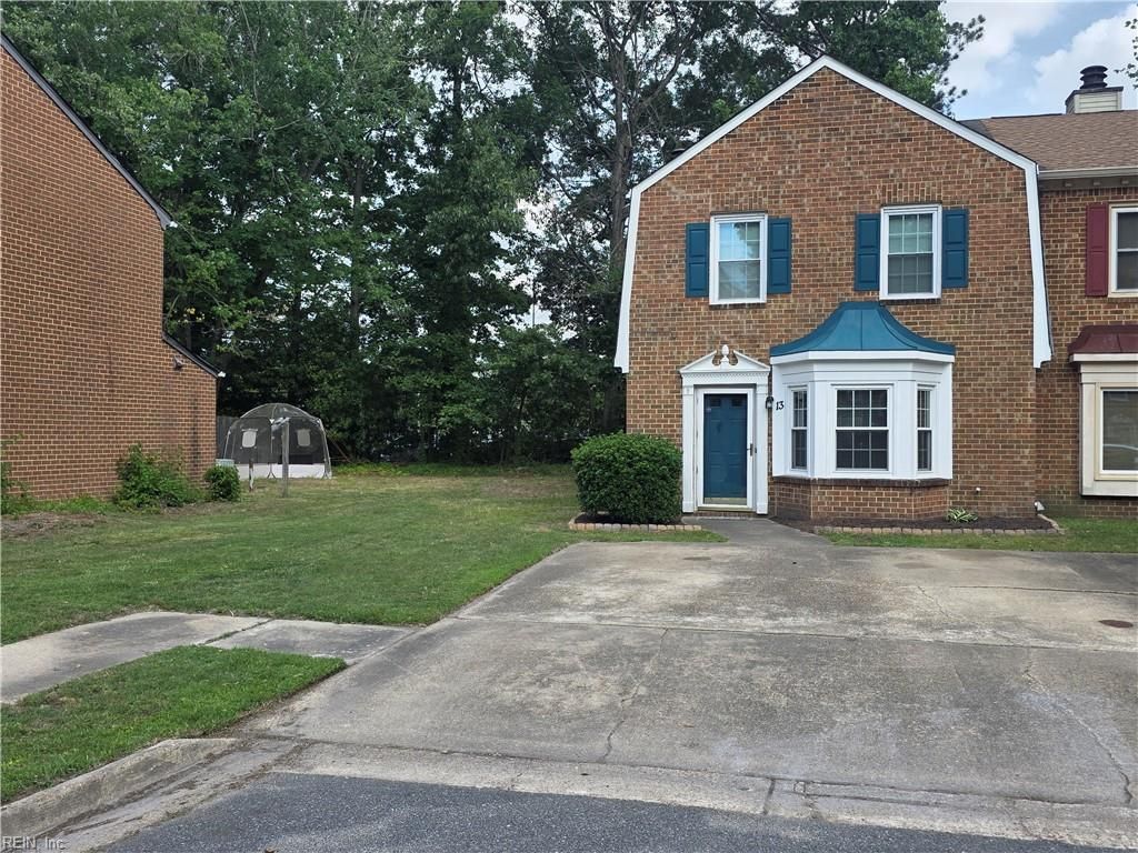 Photo of 13 Colonial Way, Chesapeake, VA 23325 (MLS # 10639103)