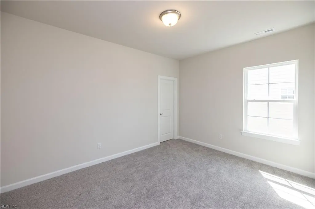 Suffolk, Virginia 23434, United States, 4 Bedrooms Bedrooms, ,3 BathroomsBathrooms,Residential,Active,186333