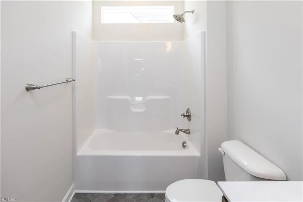 Suffolk, Virginia 23434, United States, 4 Bedrooms Bedrooms, ,3 BathroomsBathrooms,Residential,Active,186333