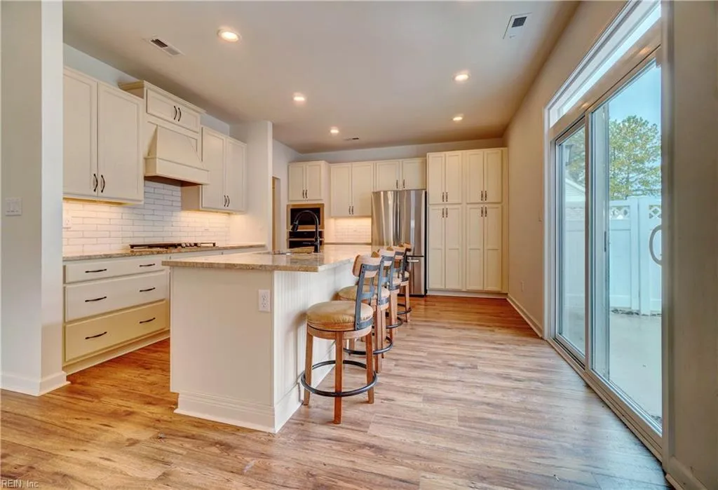 Suffolk, Virginia 23435, United States, 4 Bedrooms Bedrooms, ,3 BathroomsBathrooms,Residential,Active,239122