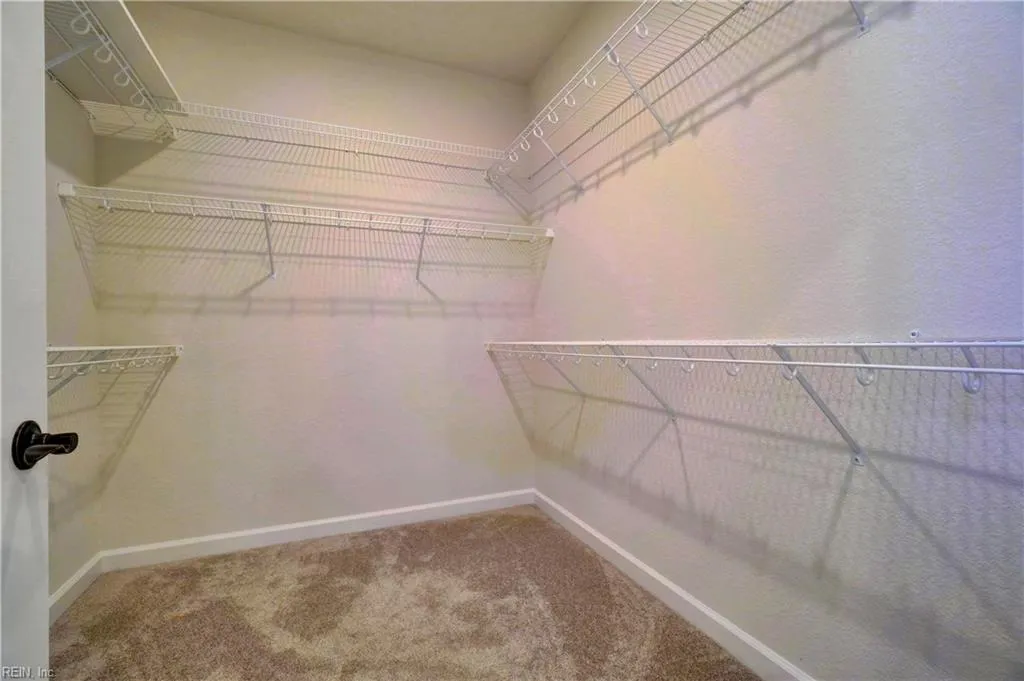 Suffolk, Virginia 23435, United States, 4 Bedrooms Bedrooms, ,3 BathroomsBathrooms,Residential,Active,239122