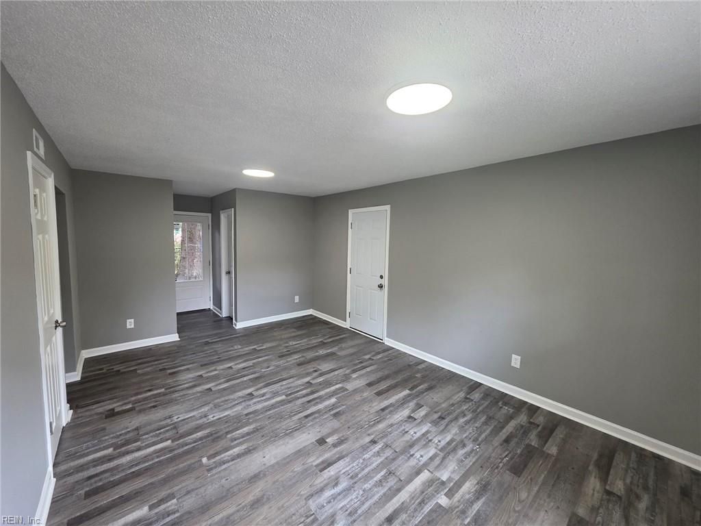 Photo of 720 Fox Run Road, Virginia Beach, VA 23452 (MLS # 10613978)