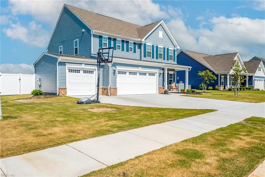 Photo of 128 Glenmoor Path, Moyock, NC 27958 (MLS # 10626232)