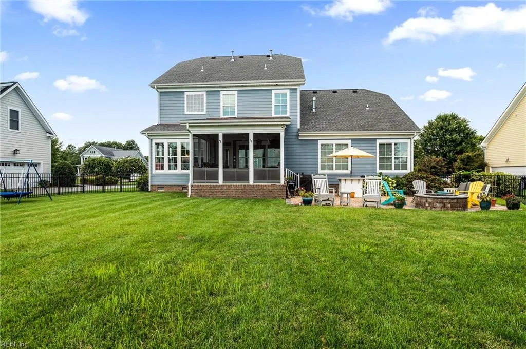 Suffolk, Virginia 23435, United States, 4 Bedrooms Bedrooms, ,4 BathroomsBathrooms,Residential,Pending,25692