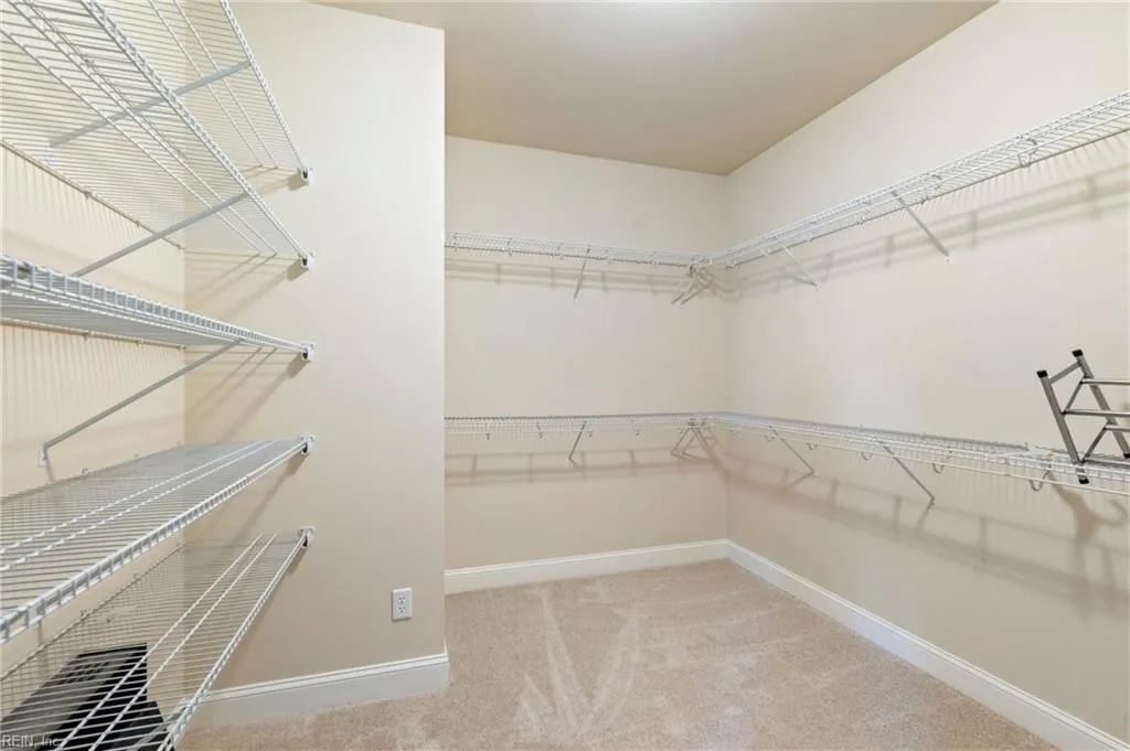 Suffolk, Virginia 23435, United States, 4 Bedrooms Bedrooms, ,4 BathroomsBathrooms,Residential,Pending,25692