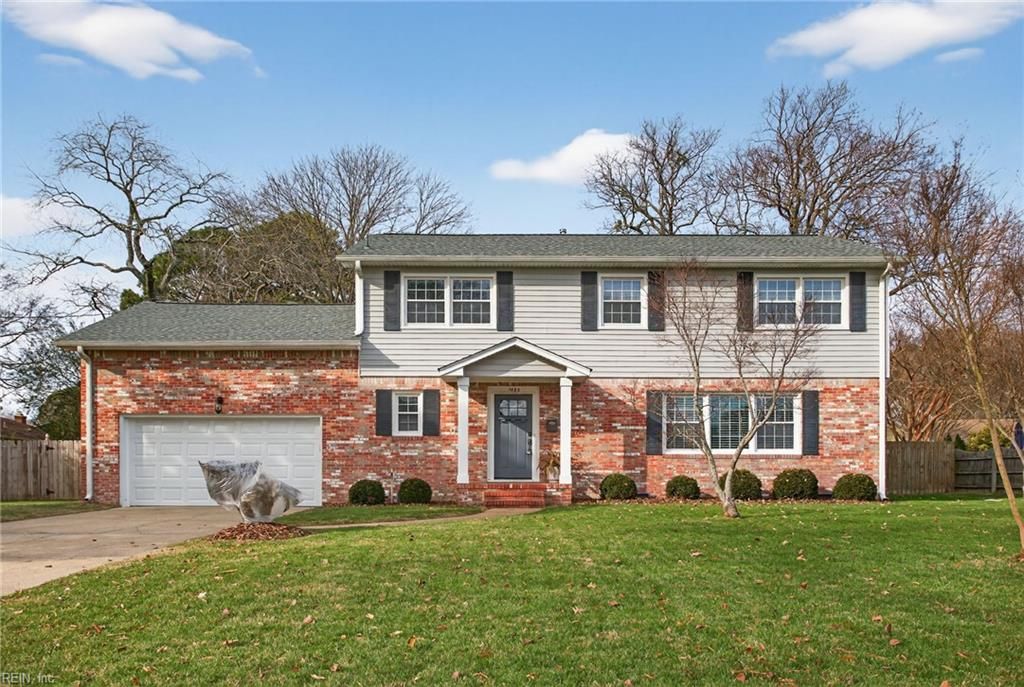 Photo of 1025 Walt Whitman Way, Virginia Beach, VA 23455 (MLS # 10613765)