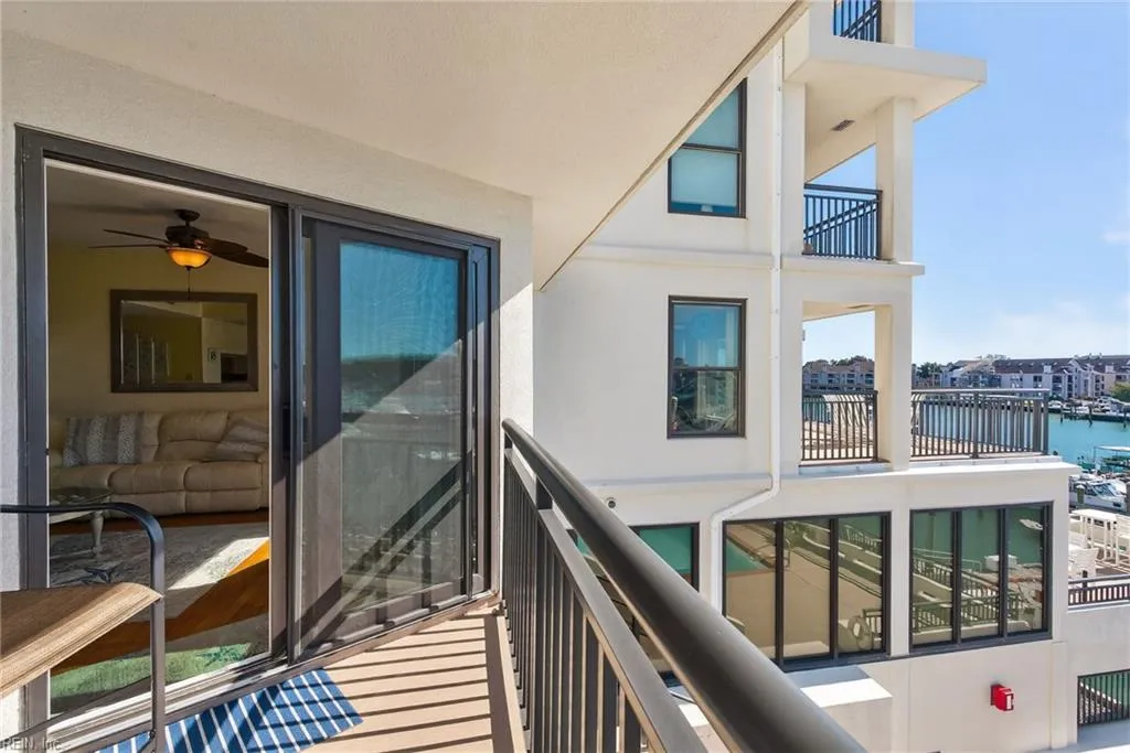 Virginia Beach, Virginia 23451, United States, 2 Bedrooms Bedrooms, ,2 BathroomsBathrooms,Residential,Active,233650