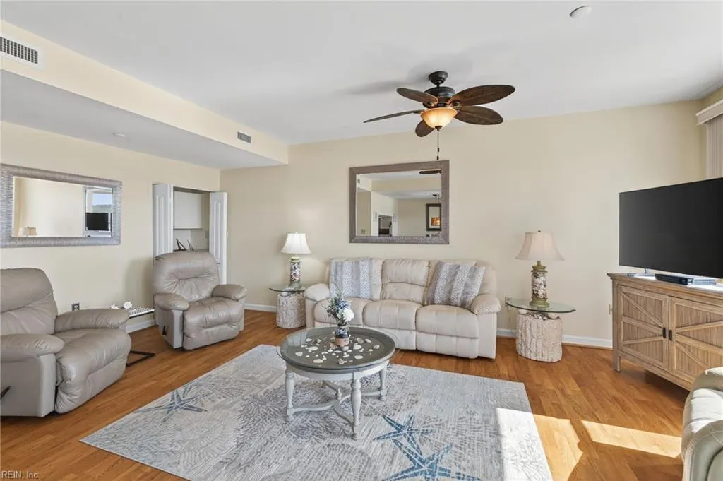 Virginia Beach, Virginia 23451, United States, 2 Bedrooms Bedrooms, ,2 BathroomsBathrooms,Residential,Active,233650