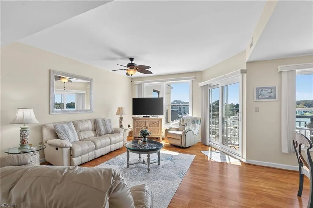 Virginia Beach, Virginia 23451, United States, 2 Bedrooms Bedrooms, ,2 BathroomsBathrooms,Residential,Active,233650