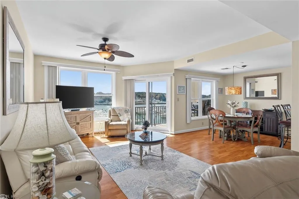 Virginia Beach, Virginia 23451, United States, 2 Bedrooms Bedrooms, ,2 BathroomsBathrooms,Residential,Active,233650